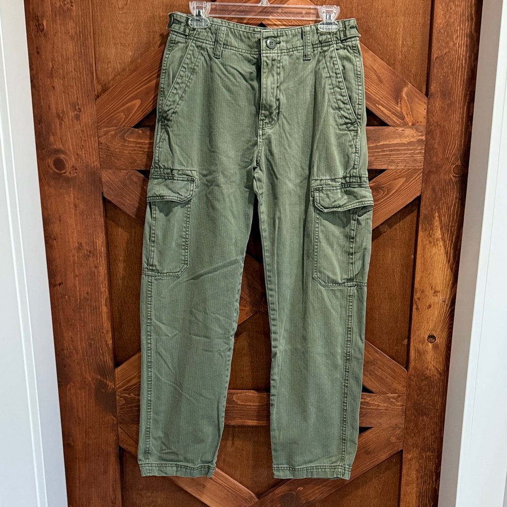 Cotton On Olive Cargo Pants for Men Size 28x32 smoke free home